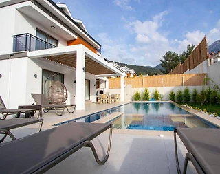 Fethiye Ölüdeniz'de Modern Tasarımlı, Özel Havuzlu, Ferah Villa - 3