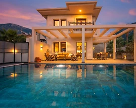 Fethiye Ölüdeniz'de Modern Tasarımlı, Özel Havuzlu, Lüks Villa - 2