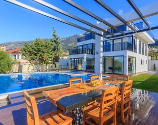 Fethiye Ölüdeniz'de Muhteşem Doğada, Kapalı Havuzlu, Konforlu Villa - 2