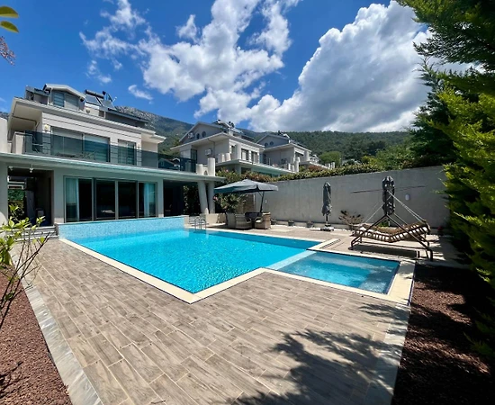 Fethiye Ölüdeniz'de Muhteşem Doğanın İçerisinde, Özel Havuzlu, 3+1 Villa - 1