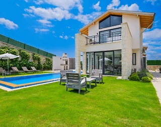 Fethiye Ölüdeniz'de Nezih Konumda, Özel Havuzlu, Jakuzili Villa - 1