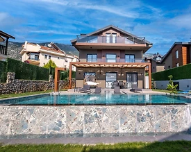 Fethiye Ölüdeniz'de Nezih Konumda, Özel Havuzlu, Lüks Villa - 2