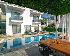 Fethiye Ölüdeniz'de Nezih Konumda, Özel Havuzlu, Modern Villa - 2