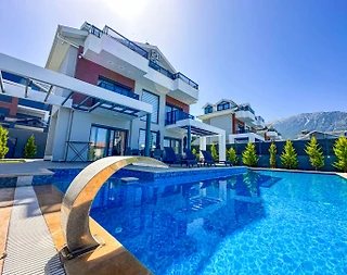 Fethiye Ölüdeniz'de Nezih Konumda, Özel Havuzlu, Şık Villa - 2
