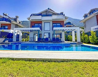 Fethiye Ölüdeniz'de Nezih Konumda, Özel Havuzlu, Şık Villa - 3