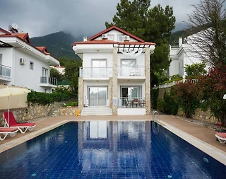 Fethiye Ölüdeniz'de Özel Havuzlu, 5+1, Müstakil, Kiralık Villa - 1
