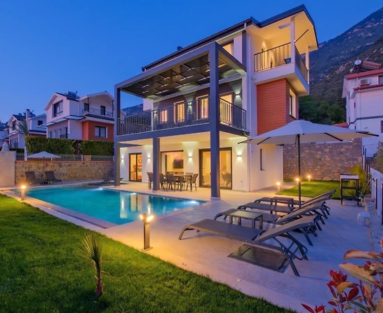 Fethiye Ölüdeniz'de Merkeze Yakın, Özel Havuzlu, 8 Kişilik Villa - 1