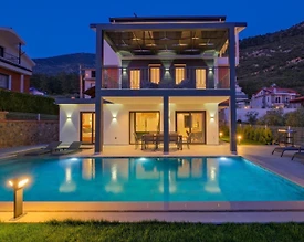 Fethiye Ölüdeniz'de Merkeze Yakın, Özel Havuzlu, 8 Kişilik Villa - 2