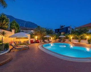 Fethiye Ölüdeniz'de Geniş Ailelere Uygun, Özel Havuzlu, Lüks Villa - 4