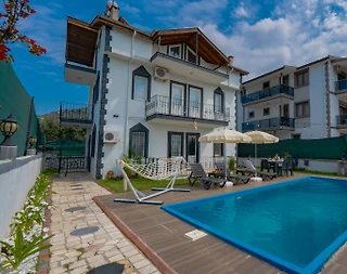 Fethiye Karaçulha'da Plaja Yakın, Özel Havuzlu, Kiralık Villa - 1
