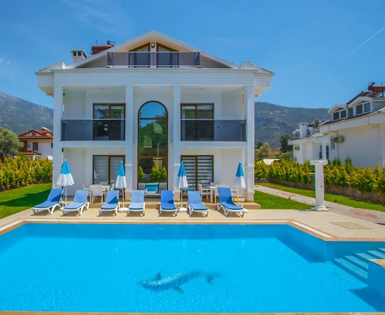 Fethiye Ölüdeniz'de Sakin Konumda, Özel Havuzlu, Bahçeli Villa - 1