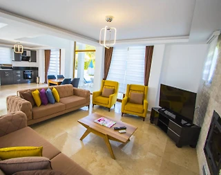 Fethiye Ölüdeniz'de Sakin Konumda, Özel Havuzlu, Bahçeli Villa - 4