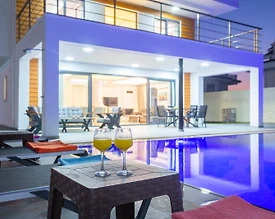 Fethiye Ölüdeniz'de Sakin Konumda, Özel Havuzlu, Konforlu Villa - 3