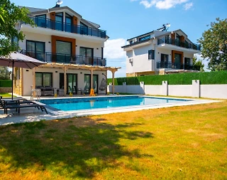 Fethiye Ölüdeniz'de Sakin Konumda, Özel Havuzlu, Konforlu Villa - 1