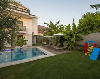 Fethiye Ölüdeniz'de Kiralık Tasarıma Sahip, Özel Havuzlu, Kiralık Villa - 3