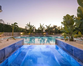 Fethiye Ölüdeniz'de Yemyeşil Bahçeye Sahip, Özel Havuzlu, Lüks Villa - 3