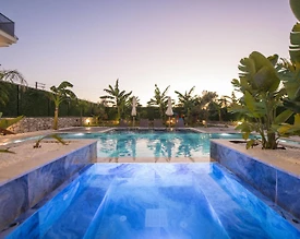 Fethiye Ölüdeniz'de Yemyeşil Bahçeye Sahip, Özel Havuzlu, Lüks Villa - 3