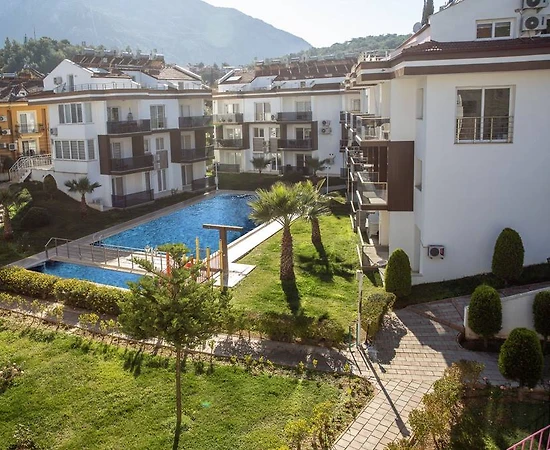 Fethiye Ölüdeniz'de Site İçerisinde, Ortak Havuzlu, Modern Apart - 1