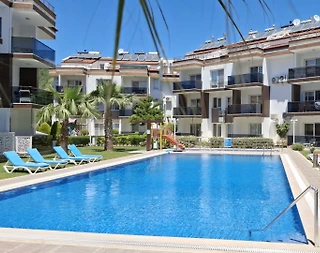 Fethiye Ölüdeniz'de Site İçerisinde, Ortak Havuzlu, Kiralık Apart - 1