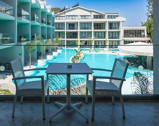 Fethiye Ölüdeniz'de Site İçerisinde, Ortak Havuzlu, Şık Tatil Odası - 1