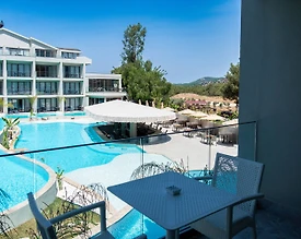 Fethiye Ölüdeniz'de Site İçerisinde, Ortak Havuzlu, Kiralık Tatil Odası - 2