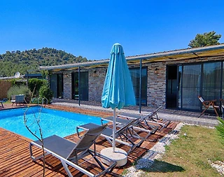 Fethiye Ölüdeniz'de Site İçerisinde, Özel Havuzlu, 3+1 Villa - 1