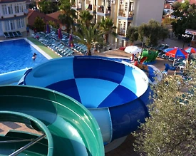 Fethiye Ölüdeniz'de Tesis İçerisinde, Ortak Havuzlu, Konforlu Suit - 2