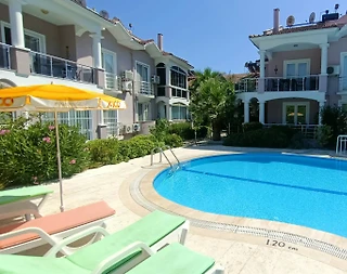 Fethiye Ölüdeniz'de Nezih Konumda, Ortak Havuzlu, Kiralık Suite - 4