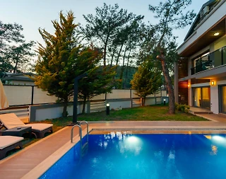 Fethiye Ölüdeniz'de Yemyeşil Bahçe İçerisinde, Özel Havuzlu, Lüks Villa - 5