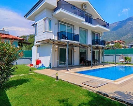 Fethiye Ölüdeniz'de Yemyeşil Bahçeli, Özel Havuzlu, Modern Villa - 3