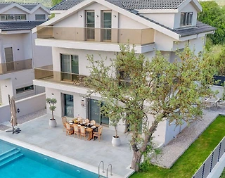 Fethiye Ölüdeniz'de Yemyeşil Doğada, Özel Havuzlu, 3+1 Villa - 1