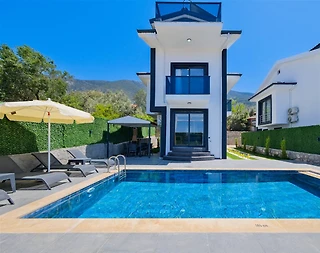Fethiye Ölüdeniz'de Modern Tasarımlı, Özel Havuzlu, Jakuzili Villa - 1
