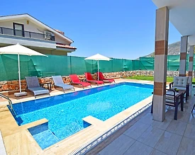 Fethiye Ölüdeniz'de Yemyeşil Bahçeli, Özel Havuzlu, 8 Kişilik Villa - 3
