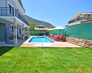 Fethiye Ölüdeniz'de Yemyeşil Bahçeli, Özel Havuzlu, 8 Kişilik Villa - 5