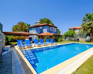 Fethiye Ölüdeniz'de Yemyeşil Bahçeli, Özel Havuzlu, Şık Villa - 5