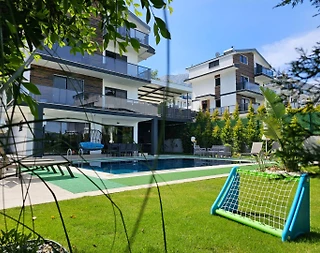 Fethiye Ölüdeniz'de Geniş Bahçe İçerisinde, Özel Havuzlu, Şık Villa - 4