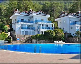 Fethiye Ovacık'ta Babadağ Manzaralı, Ortak Havuzlu, Kiralık Apart - 1