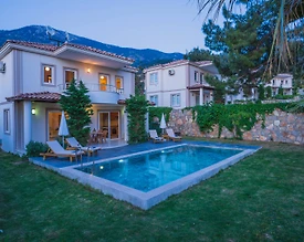 Fethiye Ölüdeniz'de Ferah Bahçe İçerisinde, Özel Havuzlu, 3+1 Villa - 3