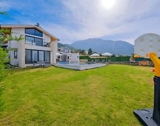 Fethiye Ölüdeniz'de Kalabalık Ailelere Uygun, Özel Havuzlu, Şık Villa - 4