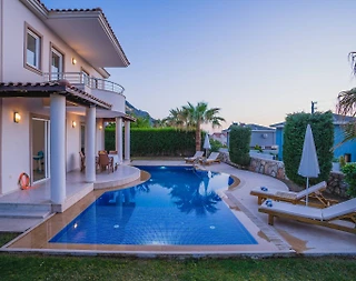 Fethiye Ölüdeniz'de Nezih Konumda, Özel Havuzlu, Konforlu Villa - 5