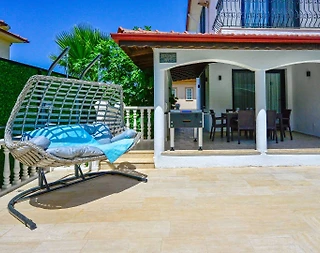 Fethiye Ovacık'ta Nezih Konumda, Yetişkin ve Çocuk Havuzlu, Şık Villa - 4