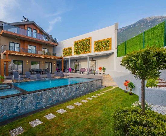 Fethiye Ovacık'ta Sakin Konumda, Özel Havuzlu, Lüks Villa - 1