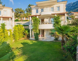 Fethiye Ölüdeniz'de Site İçerisinde, Ortak Havuzlu, Modern Villa - 3