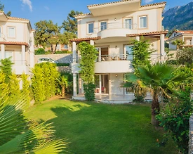 Fethiye Ölüdeniz'de Site İçerisinde, Ortak Havuzlu, Modern Villa - 3