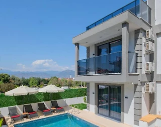 Fethiye Patlangıç'ta Doğayla Baş Başa, Özel Havuzlu, 3+1 Villa - 1