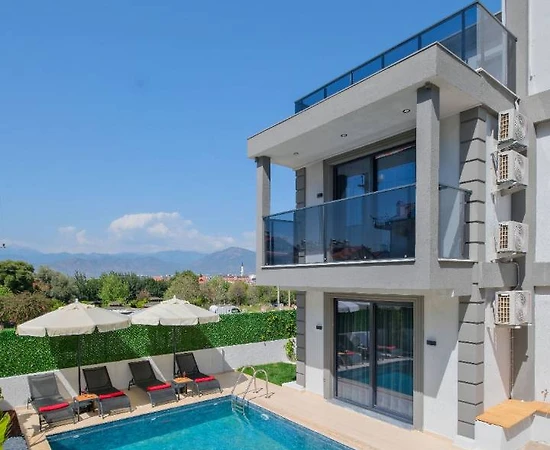 Fethiye Patlangıç'ta Doğayla Baş Başa, Özel Havuzlu, 3+1 Villa - 1