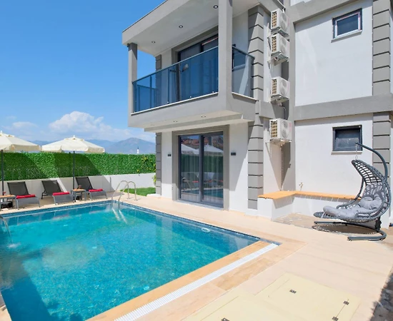 Fethiye Patlangıç'ta Doğayla Baş Başa, Özel Havuzlu, 3+1 Villa - 1