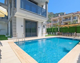 Fethiye Patlangıç'ta Geniş Ailelere Uygun, Özel Havuzlu, İkiz Villa - 2