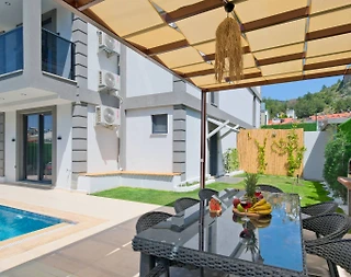 Fethiye Patlangıç'ta Geniş Ailelere Uygun, Özel Havuzlu, İkiz Villa - 3