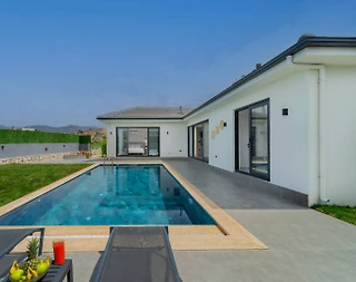  Fethiye Pazaryeri'nde Merkezi Konumda, Özel Havuzlu, Modern Villa - 3
